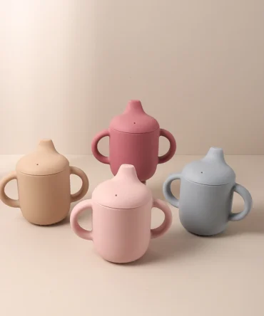 New solid 180ML Baby Silicone Sippy Cup BPA-Free Portable Feeding Cup Portable Learning Hand Shank Drinking Water training Cups